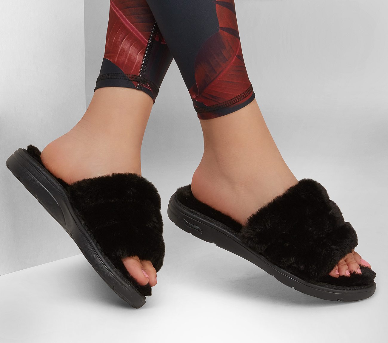 Arch Fit Lounge - Unwind Slipper Skechers