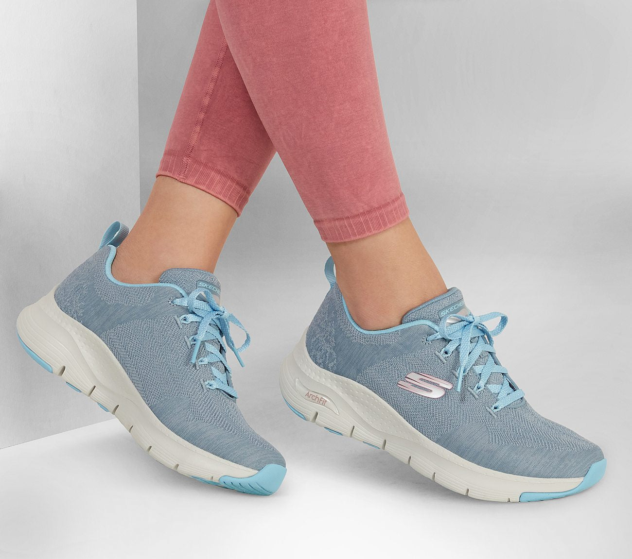 Arch Fit - Comfy Wave Shoe Skechers