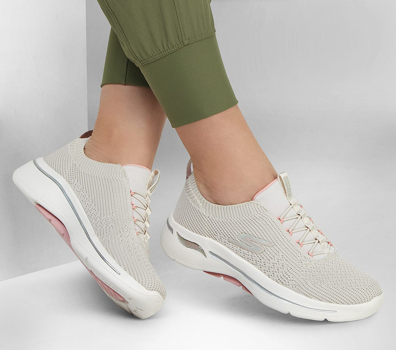 GO WALK Arch Fit - Crystal Waves Shoe Skechers