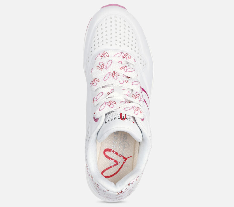 JGoldcrown: Uno - Twin Hearts Shoe Skechers.no