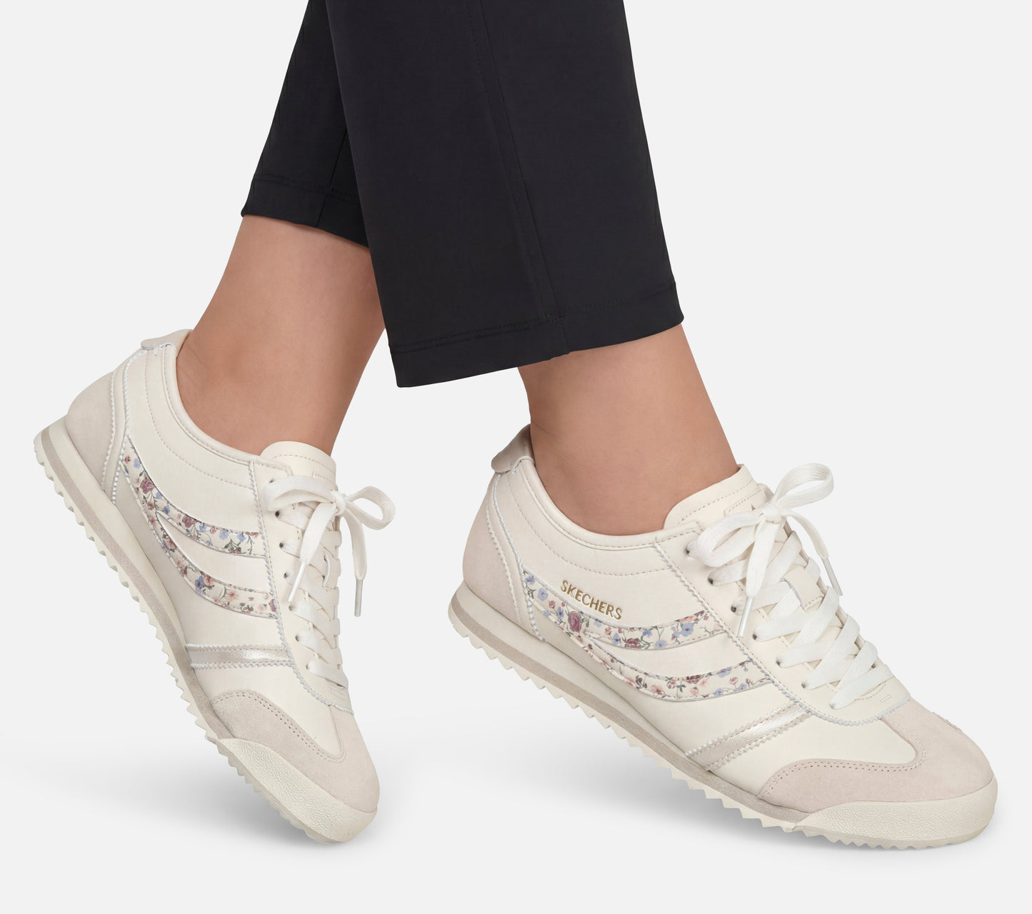 Topnotch - Hint of Floral Shoe Skechers.no