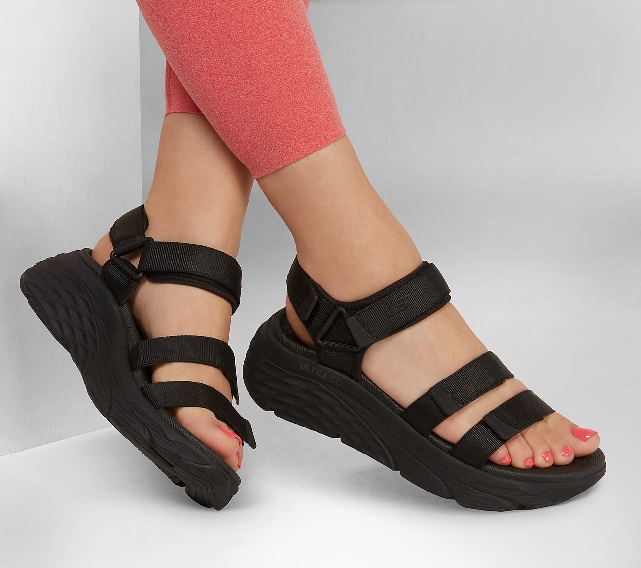 Max Cushioning Sandal - Lured Sandal Skechers