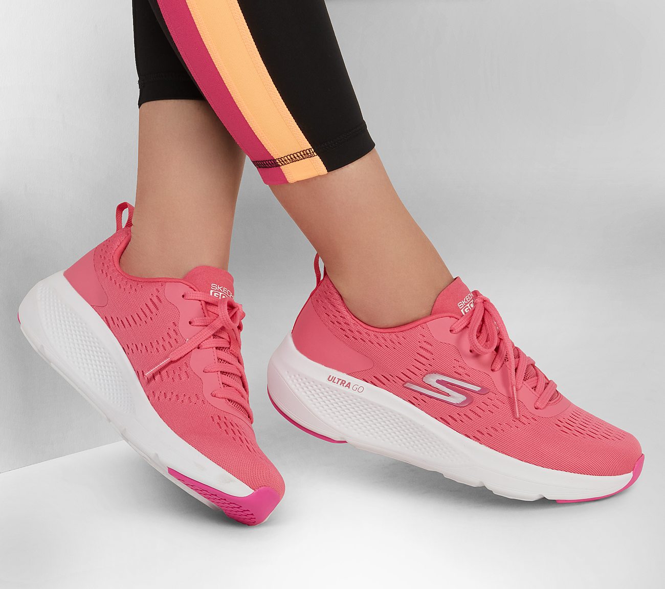 GO RUN Elevate Shoe Skechers