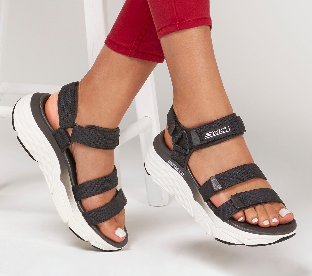 Max Cushioning Sandal - Slay Sandal Skechers