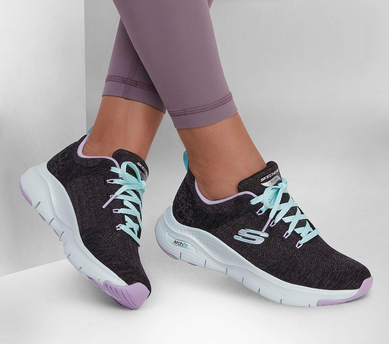 Arch Fit - Comfy Wave Shoe Skechers