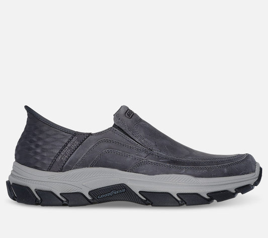 Relaxed Fit: Slip-ins: Respected- Elgin Shoe Skechers.no