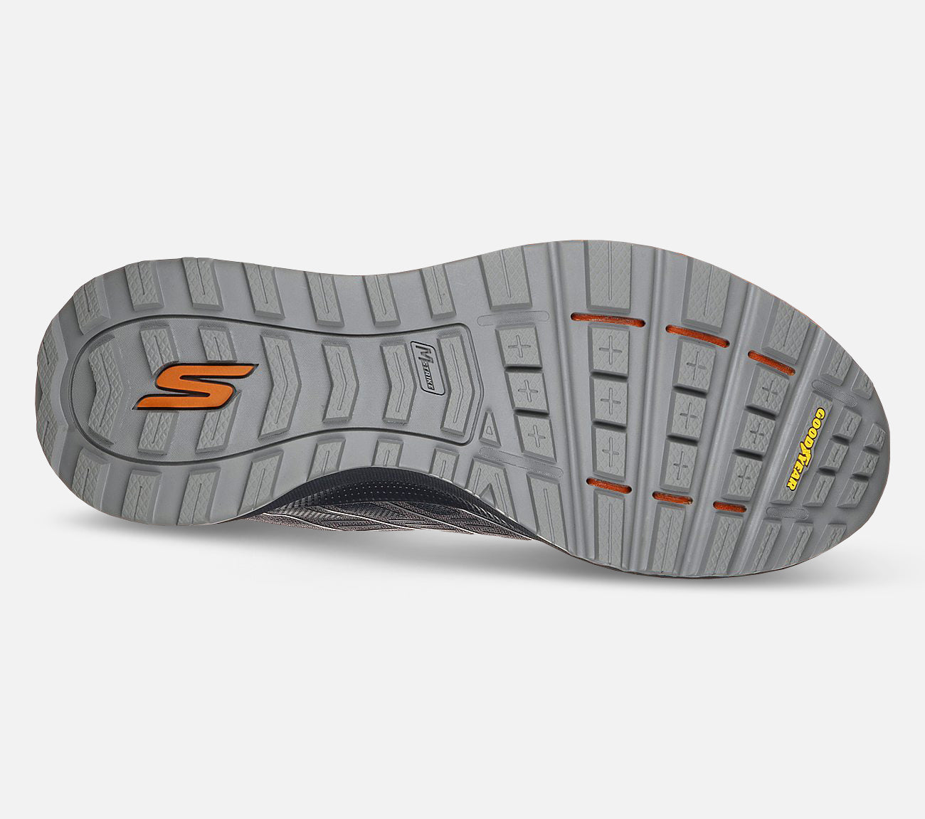 GO RUN Pulse Trail - Swift Range - Waterproof Shoe Skechers