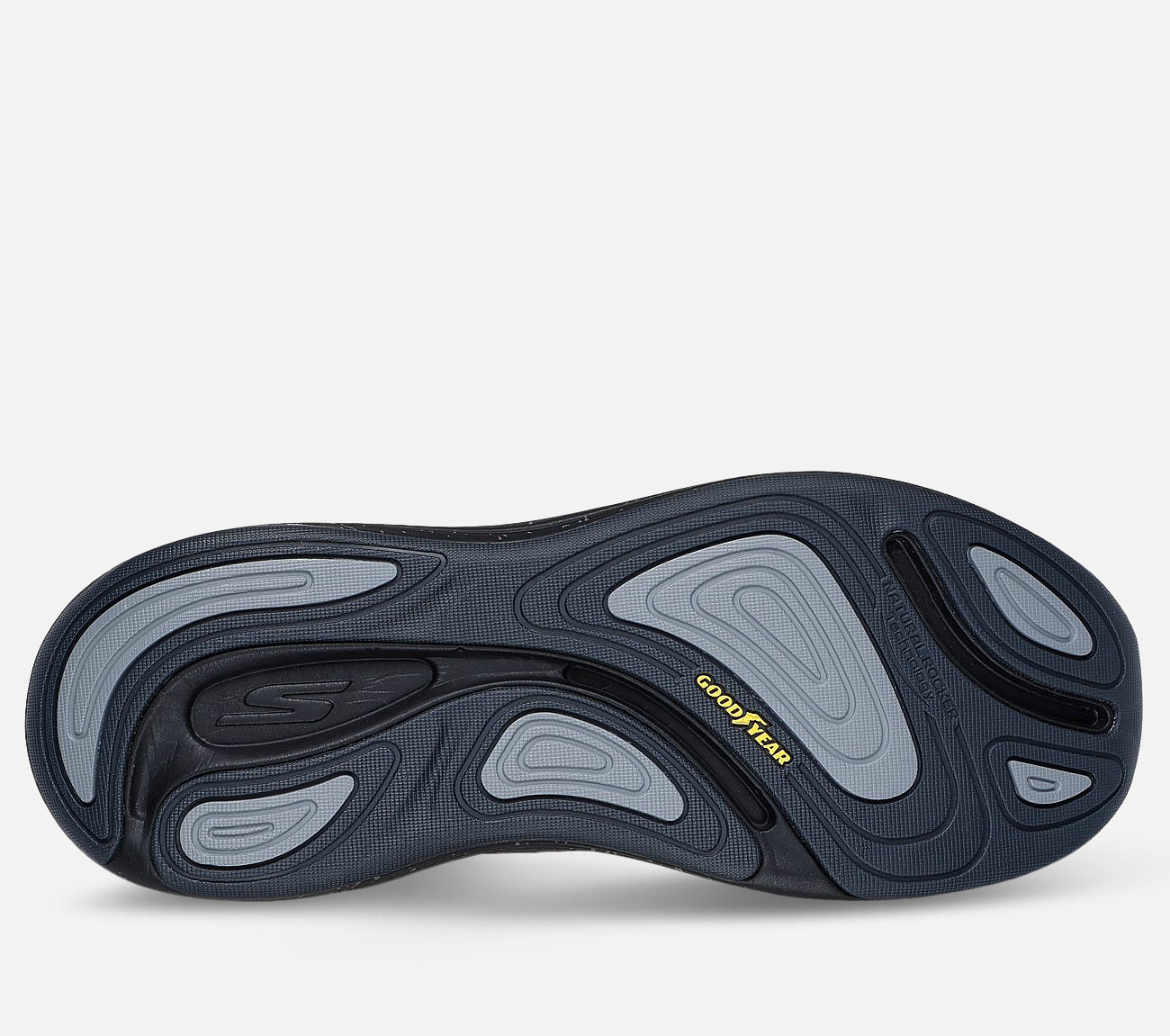 Max Cushioning Suspension - Terrace - Waterproof Shoe Skechers.no