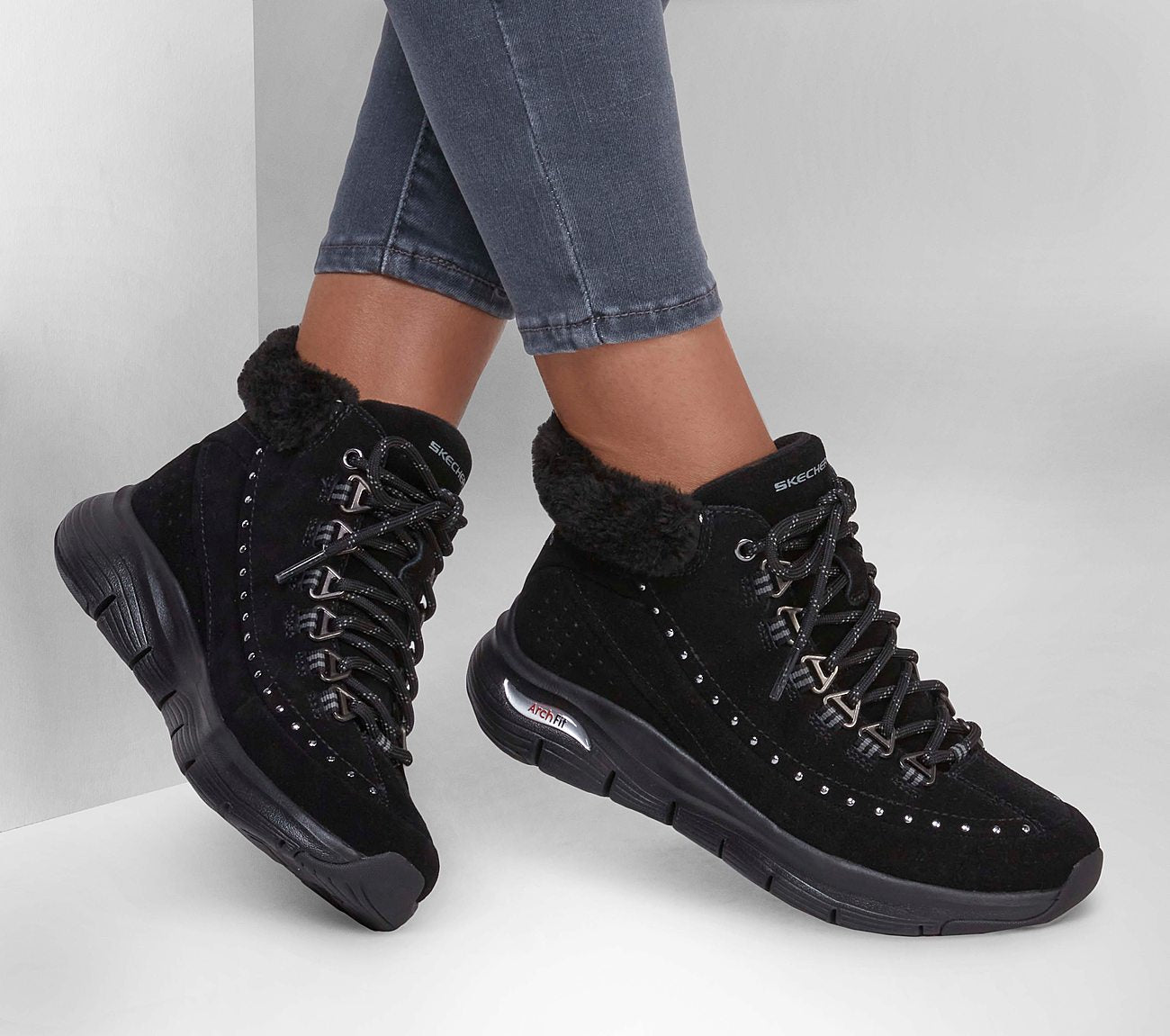 Arch Fit - Goodnight - Water Resistant Boot Skechers