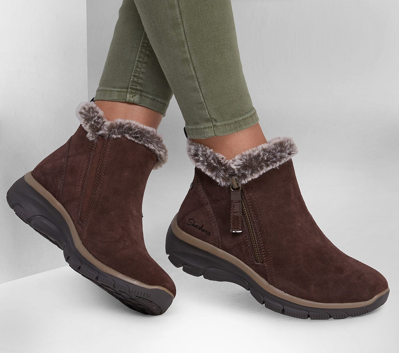 Relaxed Fit Easy Going - High Zip Boot Skechers